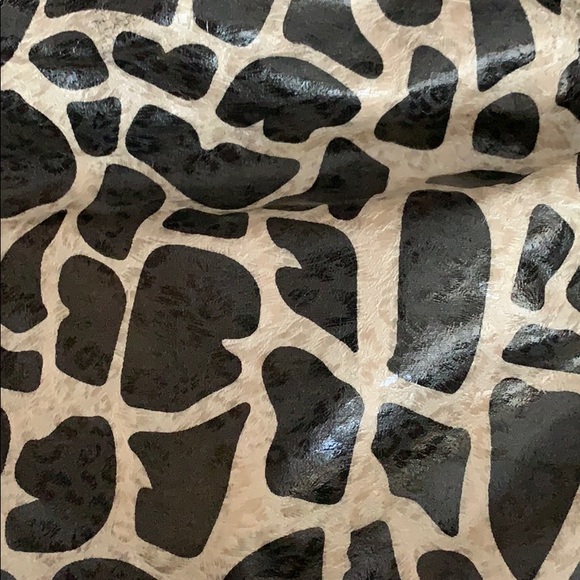 Beautiful new hobo bag. - Picture 2 of 7